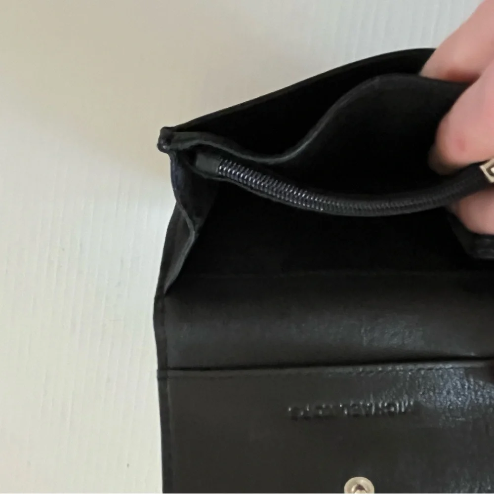 RARE Vintage Michael Kors Black Leather Silver Tone Mini Flap Wallet w/Key Ring - Picture 6 of 12